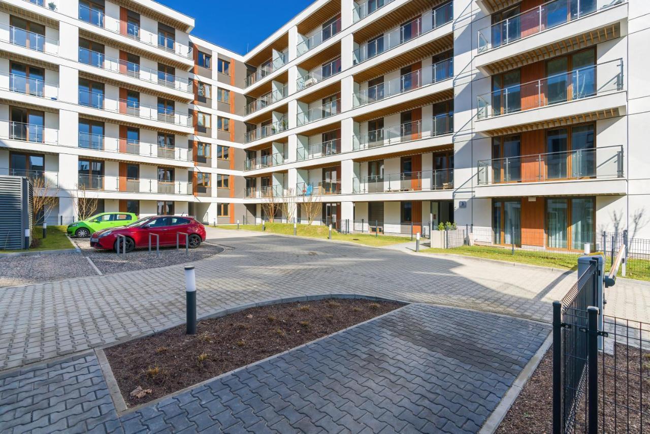 Premium Apartments Poznan Airport By Noclegi Renters Exterior photo