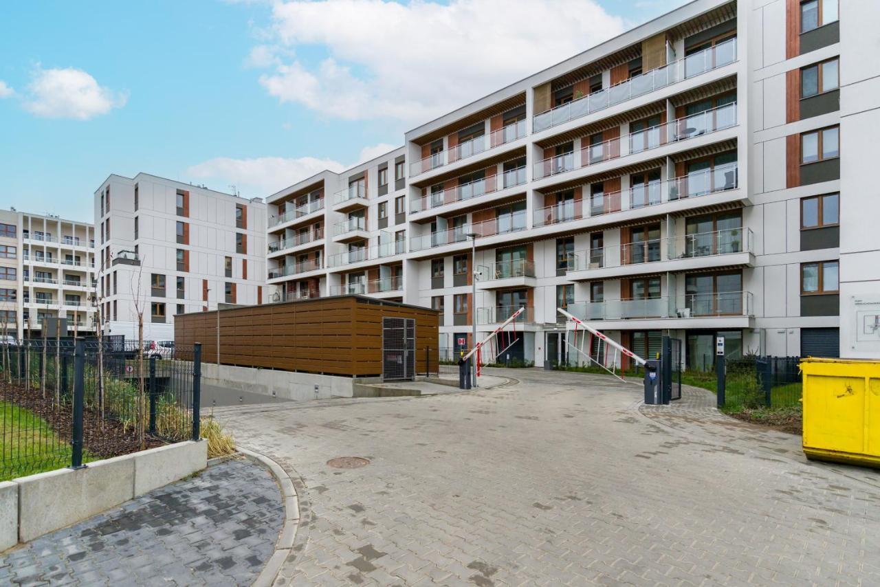 Premium Apartments Poznan Airport By Noclegi Renters Exterior photo